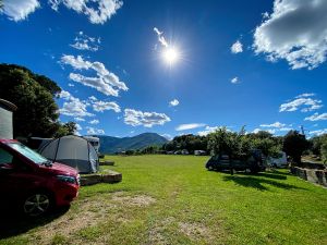 Camping Montseny – Masia Can Cervera